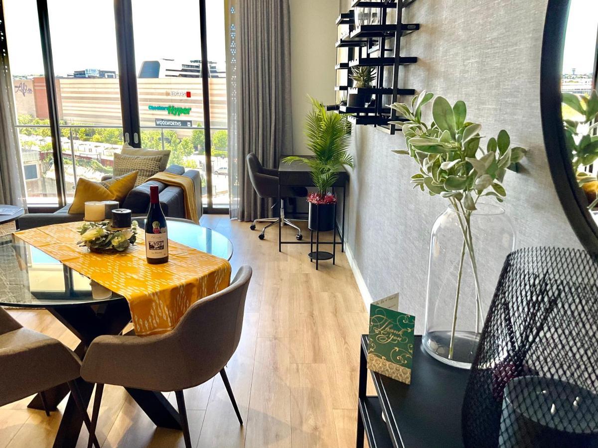 5 Star Elegant Apartments, Ellipse, Waterfall City, Midrand, Johannesburg Bagian luar foto