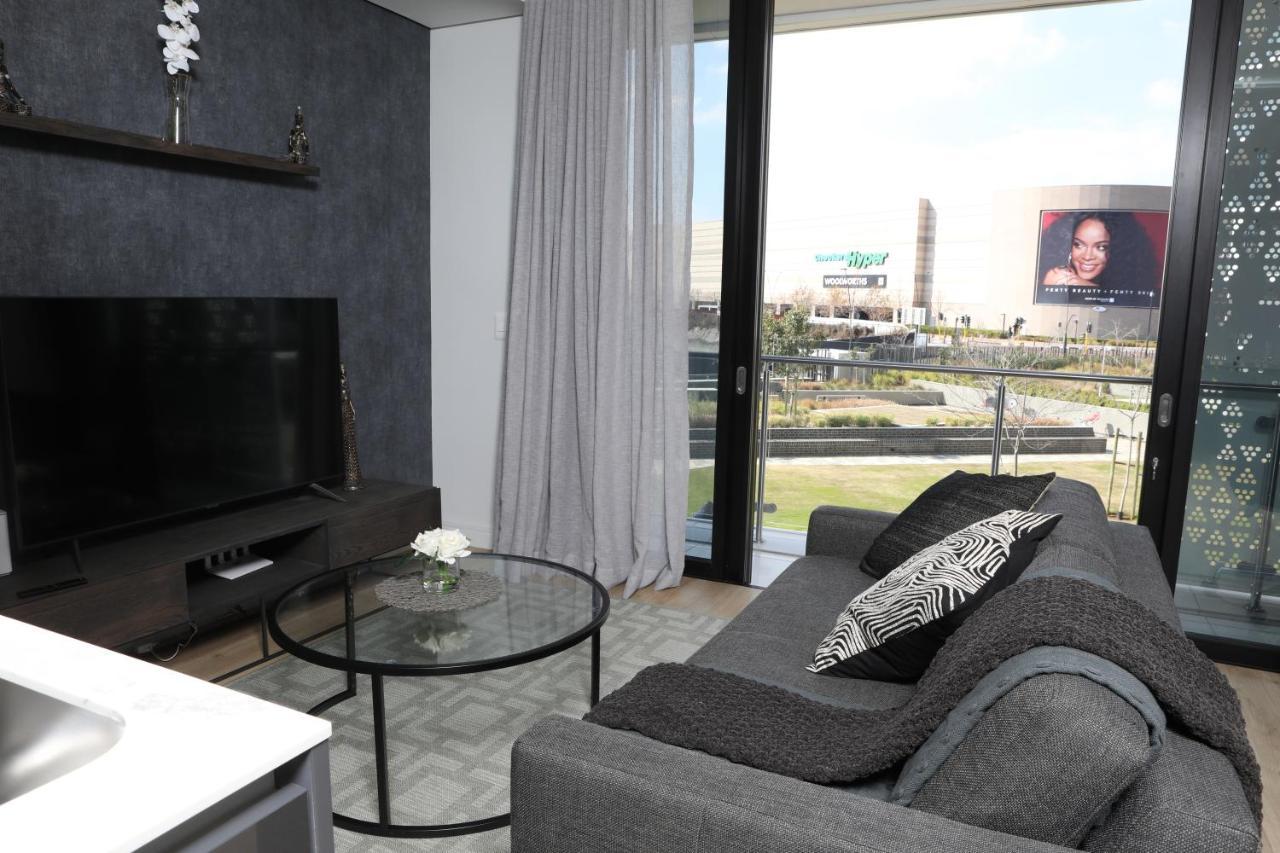 5 Star Elegant Apartments, Ellipse, Waterfall City, Midrand, Johannesburg Bagian luar foto